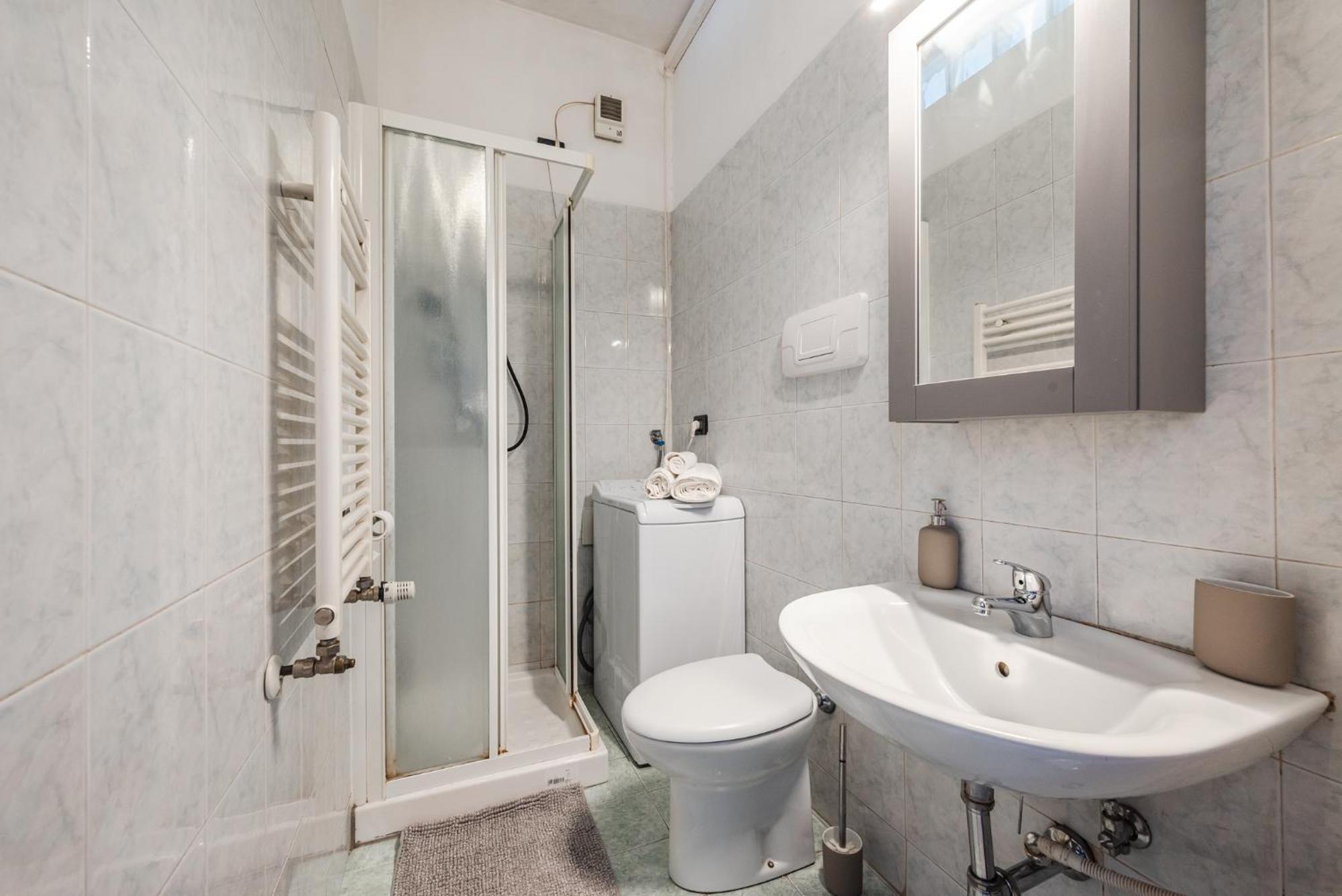 Roma 23, Smartstay Rozzano Dış mekan fotoğraf