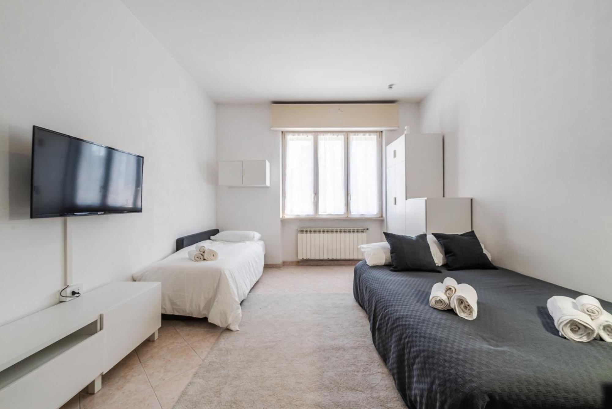 Roma 23, Smartstay Rozzano Dış mekan fotoğraf