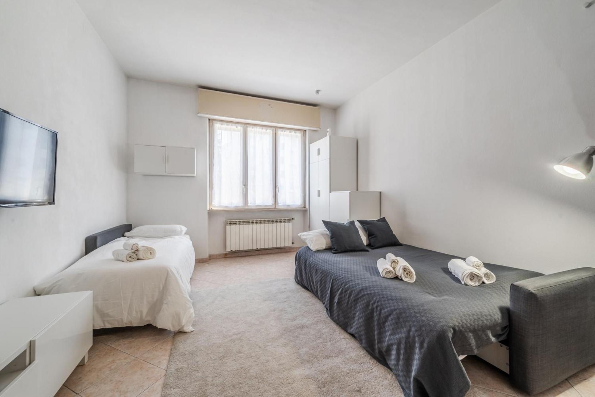 Roma 23, Smartstay Rozzano Dış mekan fotoğraf