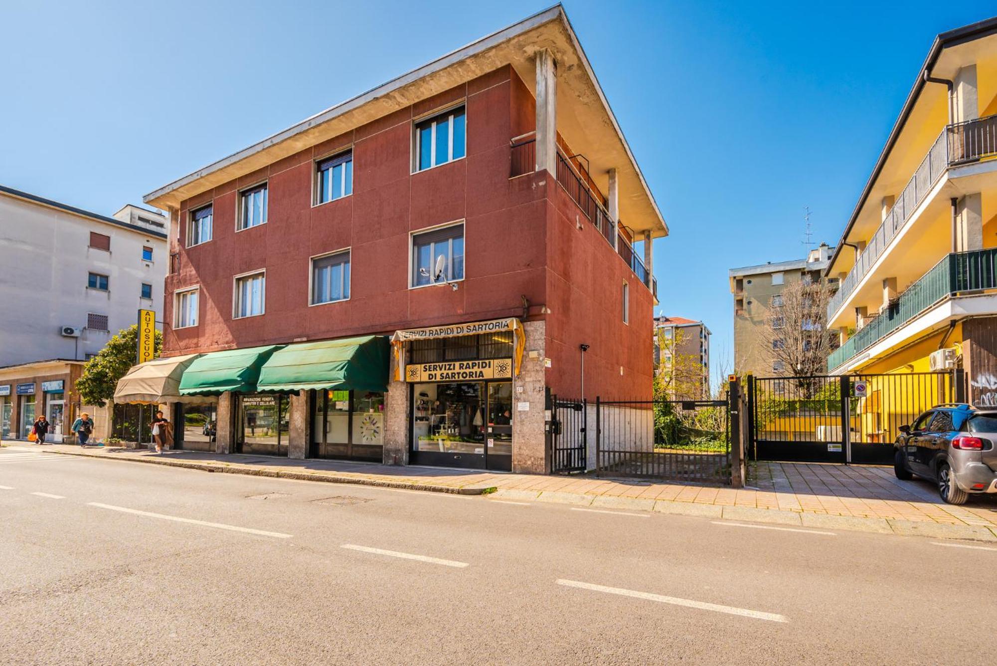 Roma 23, Smartstay Rozzano Dış mekan fotoğraf