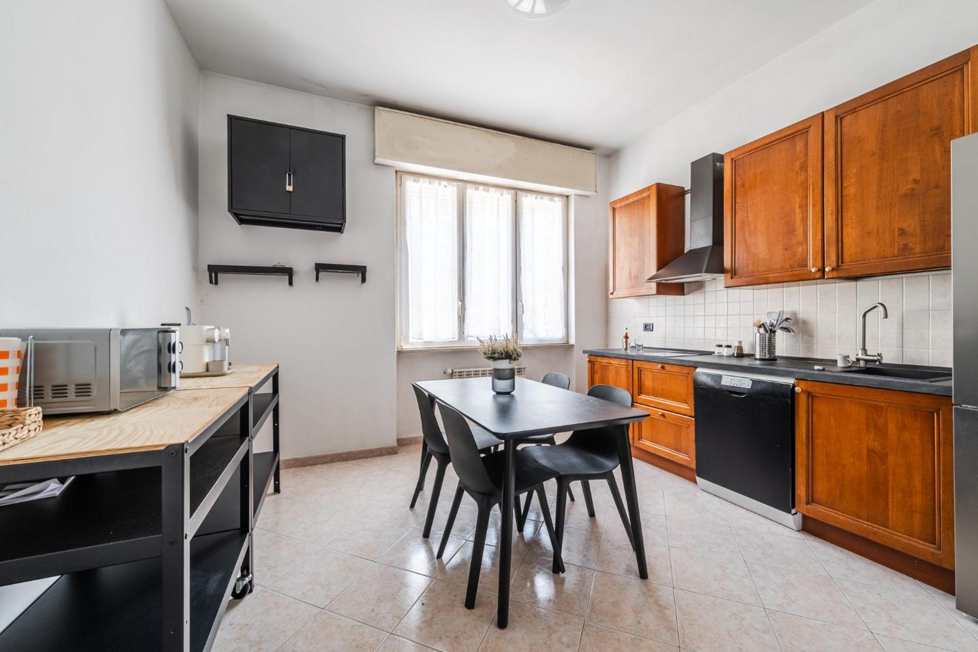 Roma 23, Smartstay Rozzano Dış mekan fotoğraf