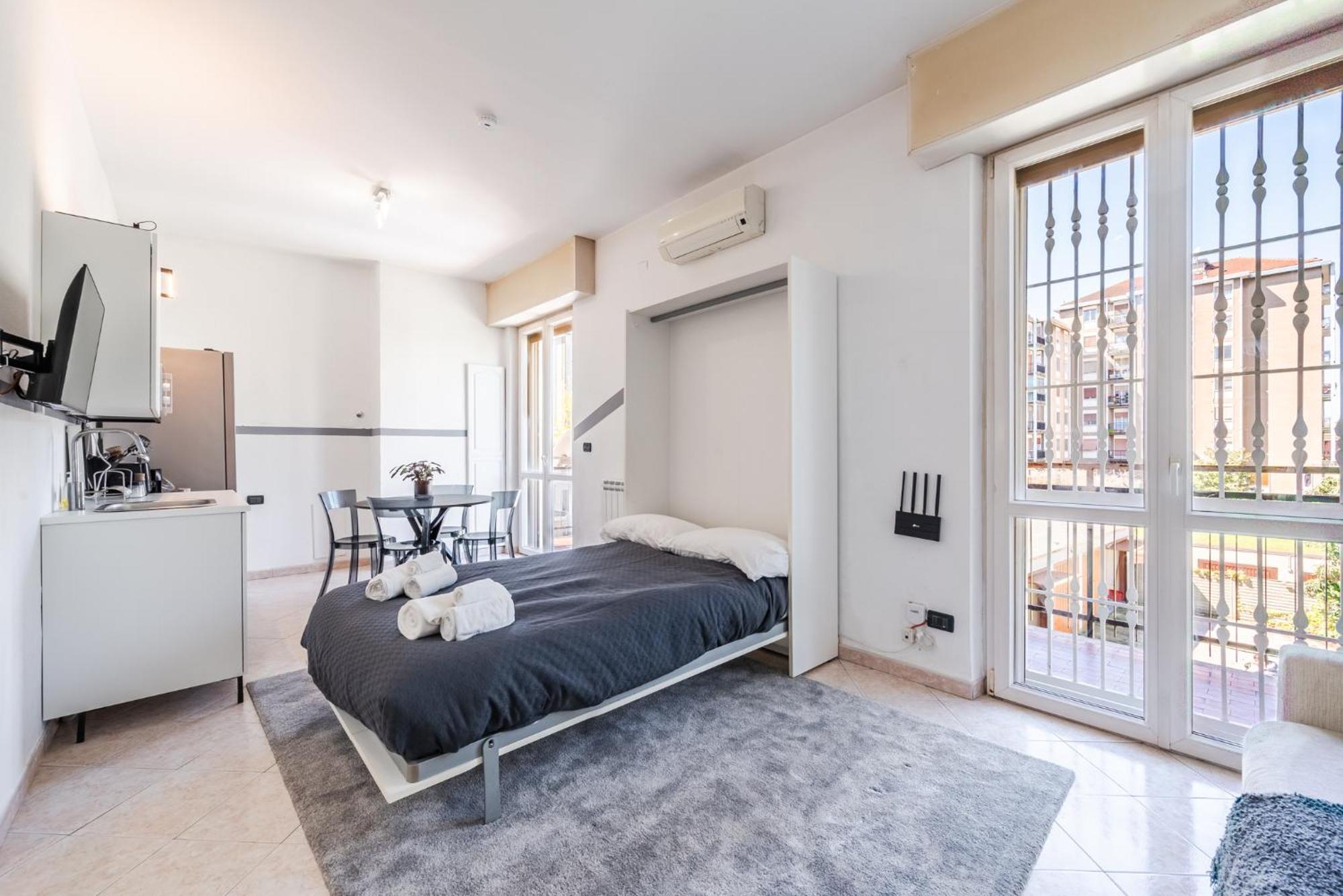 Roma 23, Smartstay Rozzano Dış mekan fotoğraf